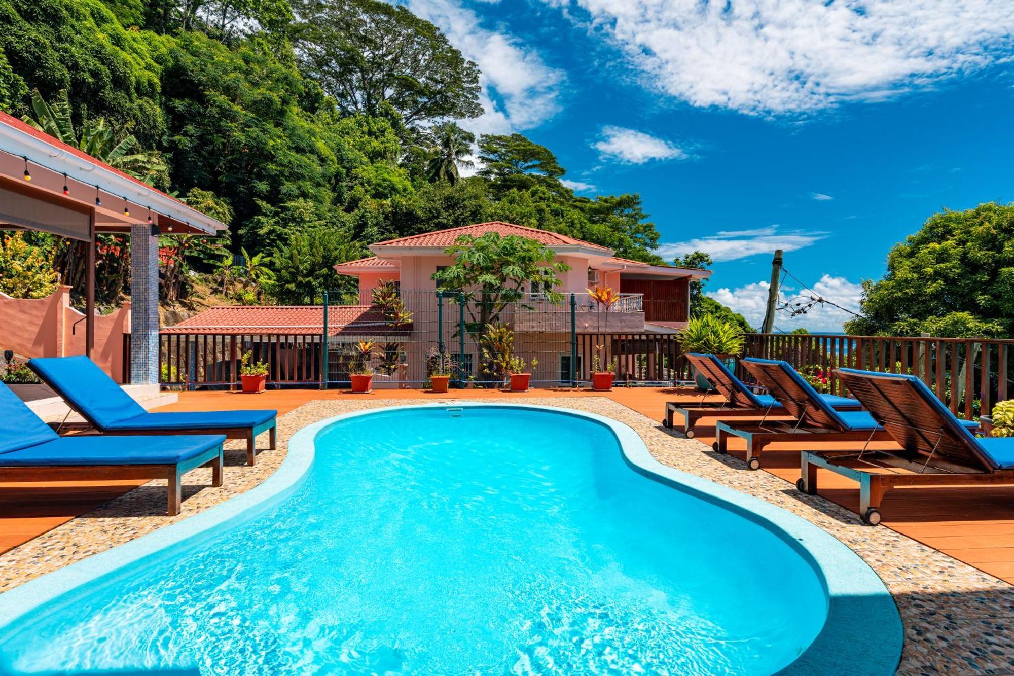 Glacis Heights Villa Экстерьер фото