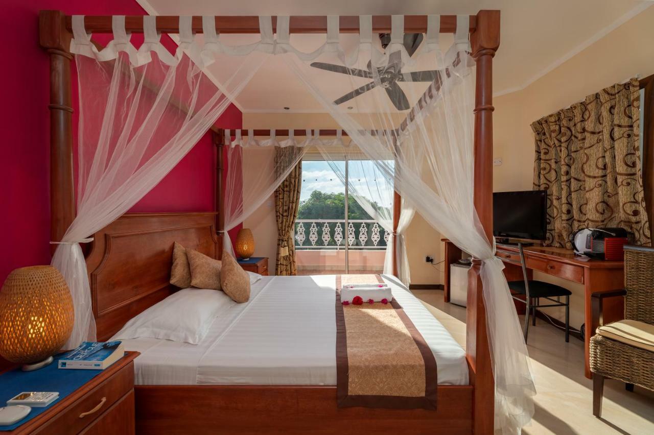 Glacis Heights Villa Экстерьер фото