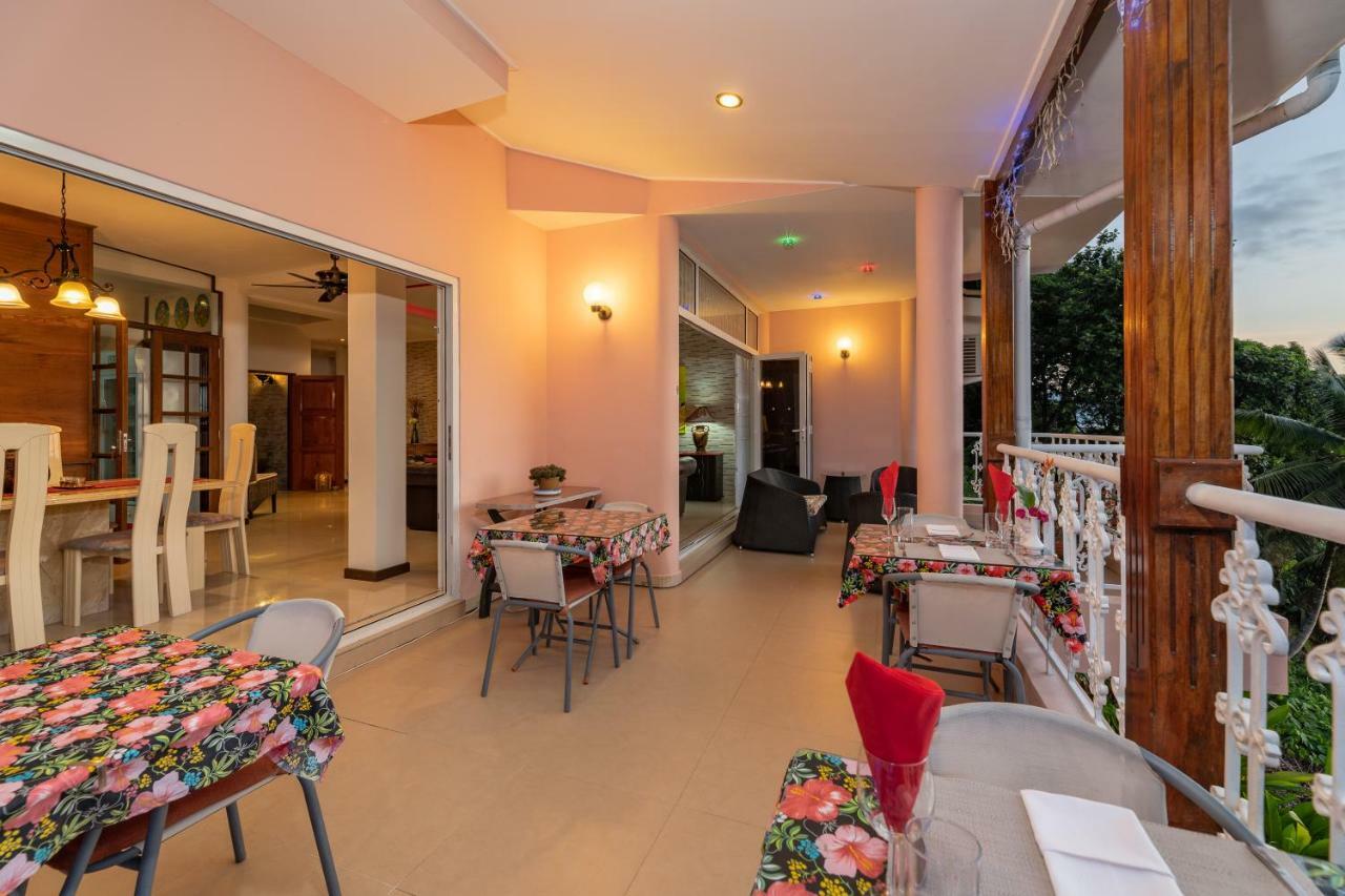 Glacis Heights Villa Экстерьер фото